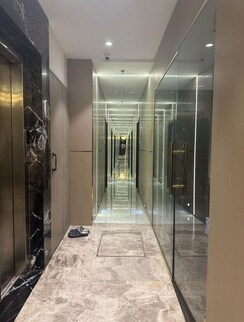 1.5 BHK + Study Room Apartment For Sale in Chinchbunder