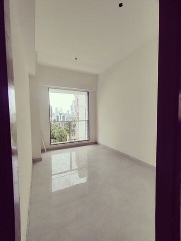 2.5 BHK Apartment For Sale in Shreepati Coronet, Mazgaon