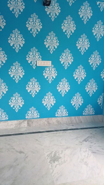 Room in 6+ BHK Penthouse at Chinar Park – for Rent