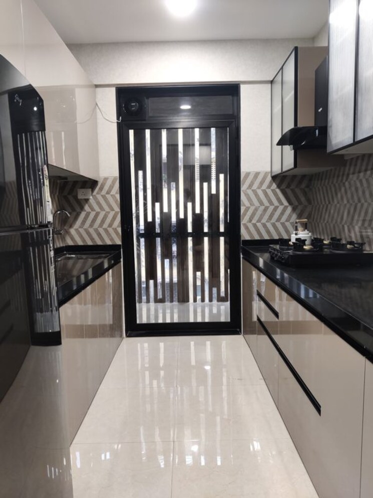 Kitchen, atul-wallace-fortuna 3 Bedroom 1600 Sq.Ft. Apartment In Mazgaon Mumbai 9864237