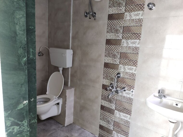Bathroom, alfa-mana-residence 2 Bedroom 632 Sq.Ft. Apartment In Mazgaon Mumbai 9864241