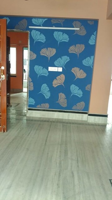 Room in 6+ BHK Penthouse at Kolkatta Gpo – for Rent