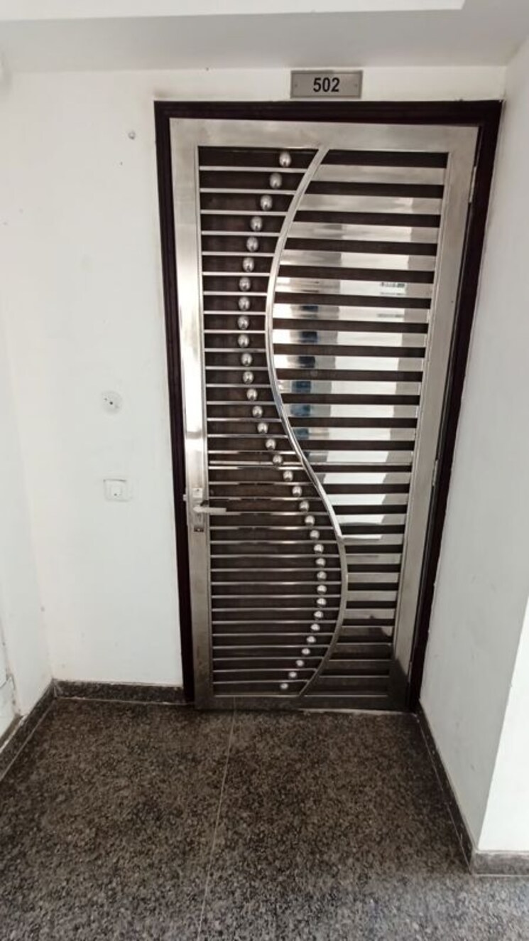 Entrance, sector 52 5 Bedroom 3095 Sq.Ft. Apartment In Sector 52 Gurgaon 9864249