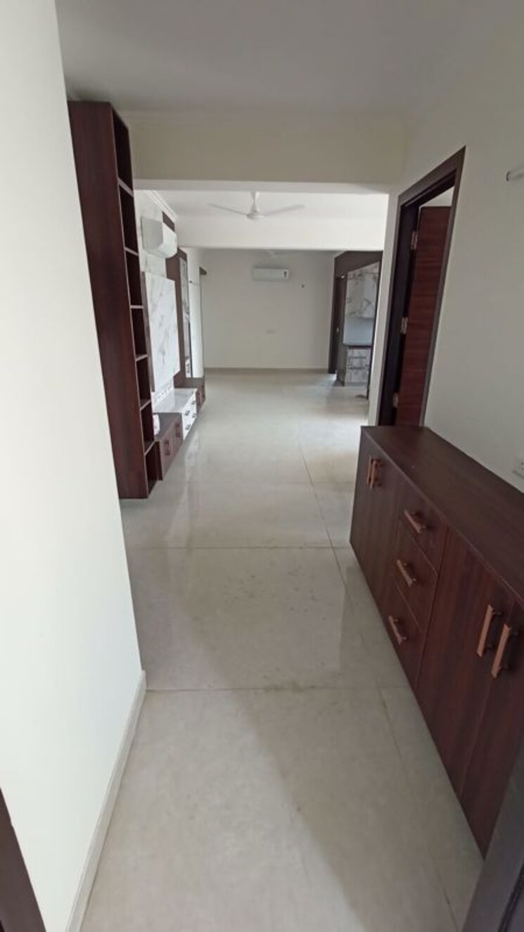 Kitchen, sector 52 5 Bedroom 3095 Sq.Ft. Apartment In Sector 52 Gurgaon 9864249