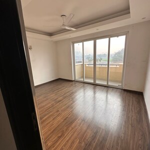 Room in 4 BHK Villa at Emaar Marbella, Sector 66 – for Sale