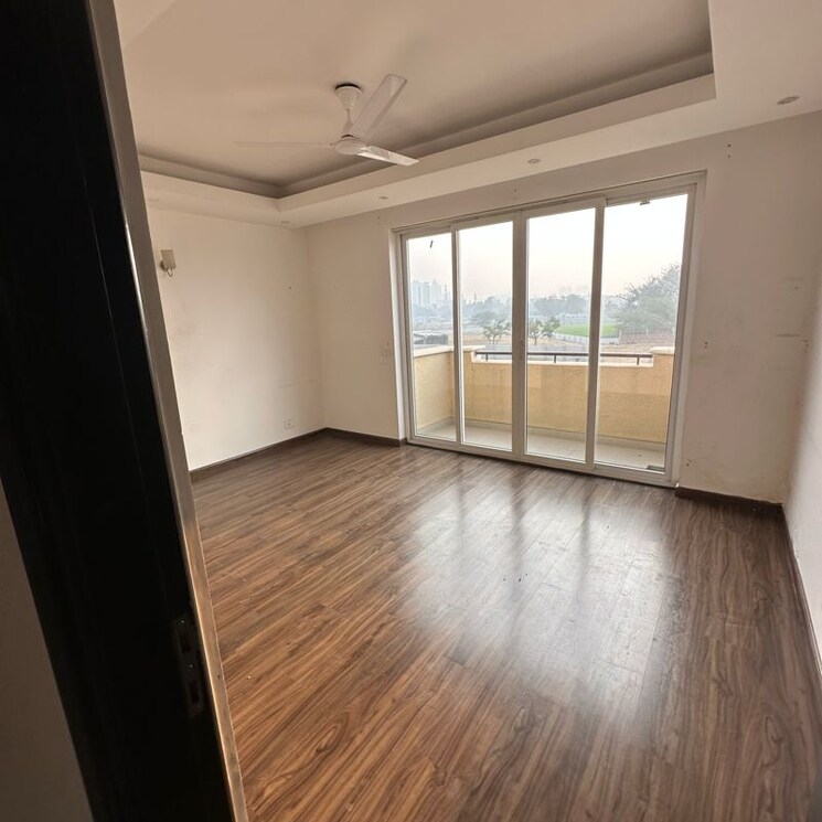 Room, emaar-marbella 4 Bedroom 5605 Sq.Ft. Villa In Sector 66 Gurgaon 9864256