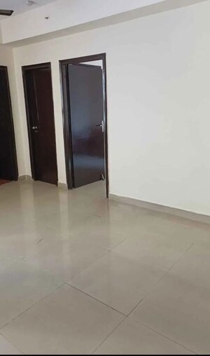 Room in 1 BHK Apartment at Gomti Nagar – for Rent