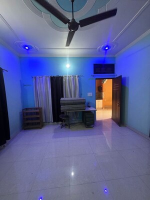 2 BHK Independent House For Rent in Chinhat