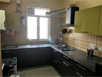 Kitchen in 3 BHK Apartment at Saraswati Apartments, Gomti Nagar – for Rent