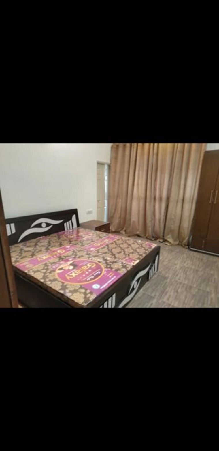Bedroom, saraswati-apartments 3 Bedroom 1550 Sq.Ft. Apartment In Gomti Nagar Lucknow 9864272