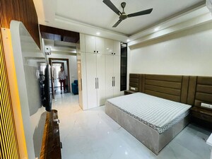 Bedroom in 1 BHK Builder Floor at Sector 52 – for Rent