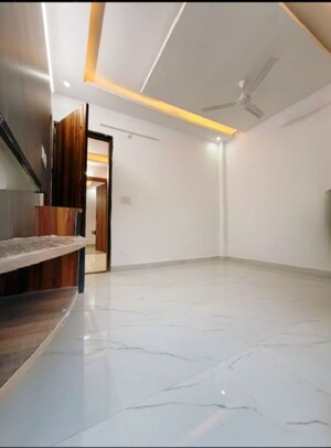 Kitchen in 1 BHK Builder Floor at Laxmi Nagar – for Rent