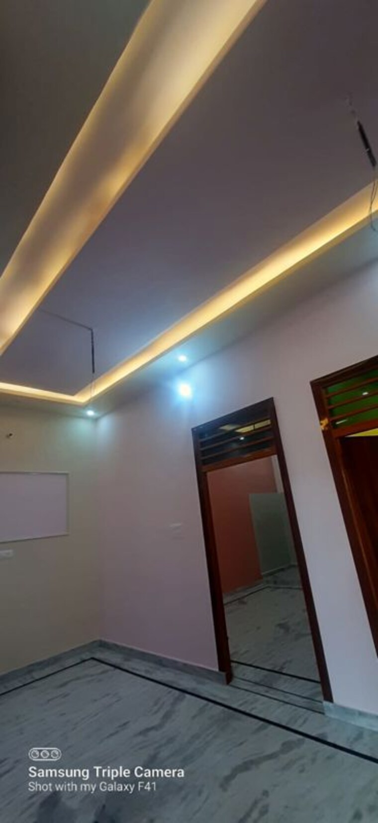 Room, ganga nagar 3 Bedroom 130 Sq.Yd. Independent House In Ganga Nagar Meerut 9864284