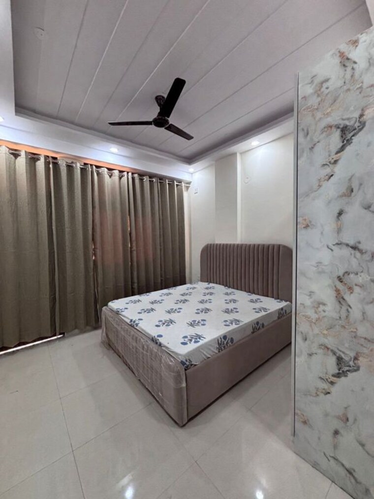 Bedroom, dlf-pink-town-house 1 RK 750 Sq.Ft. Builder Floor In Dlf City Phase 3 Gurgaon 9864288