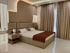 1 Rk+ Pooja Room,Study Room,Extra Room Builder Floor For Rent in DLF Pink Town House