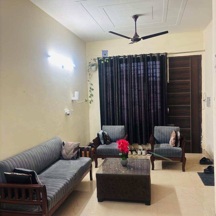 Living Room, kharar mohali road 1 Bedroom 440 Sq.Ft. Apartment In Kharar Mohali Road Kharar 9864306