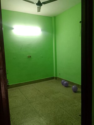 1 BHK Builder Floor For Rent in Laxmi Nagar