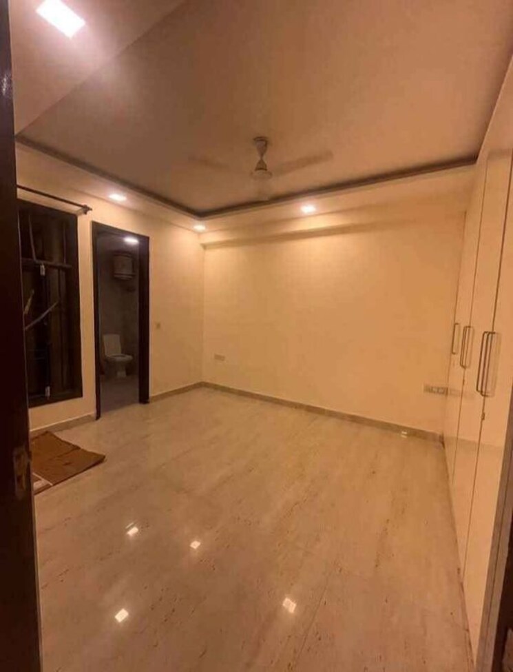 Room, chattarpur 3 Bedroom 1230 Sq.Ft. Apartment In Chattarpur Delhi 9864333