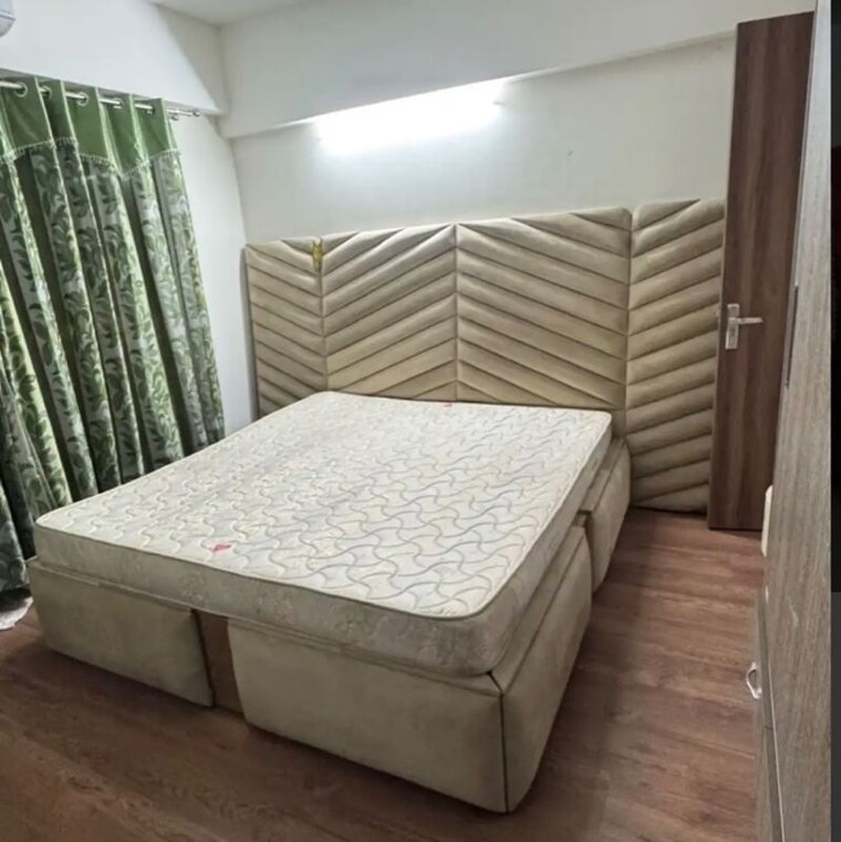 Bedroom, shapoorji-pallonji-joyville-phase-3 2 Bedroom 1358 Sq.Ft. Apartment In Sector 102 Gurgaon 9864334