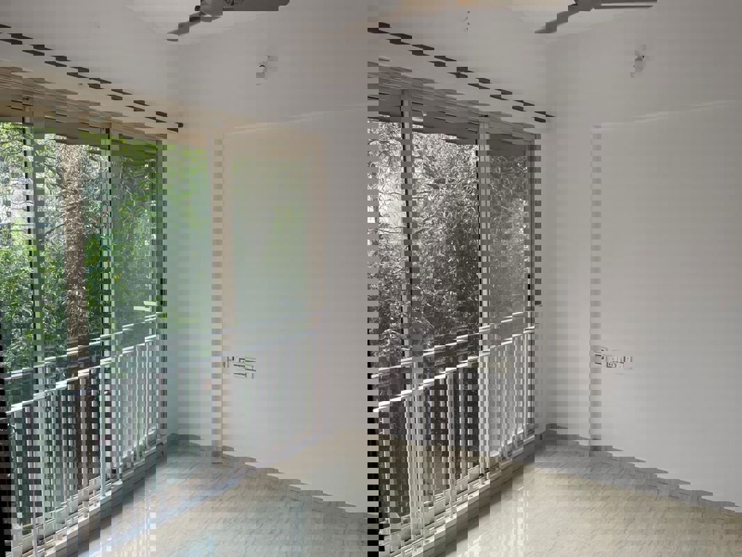 3 BHK 1500 Sq.Ft. Apartment in Kamla Airbus