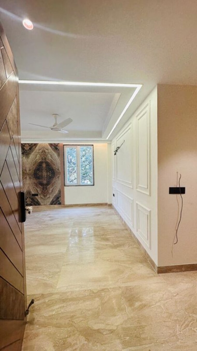 Room, suncity-township-gurgaon 4 Bedroom 2250 Sq.Ft. Builder Floor In Sector 54 Gurgaon 9864355
