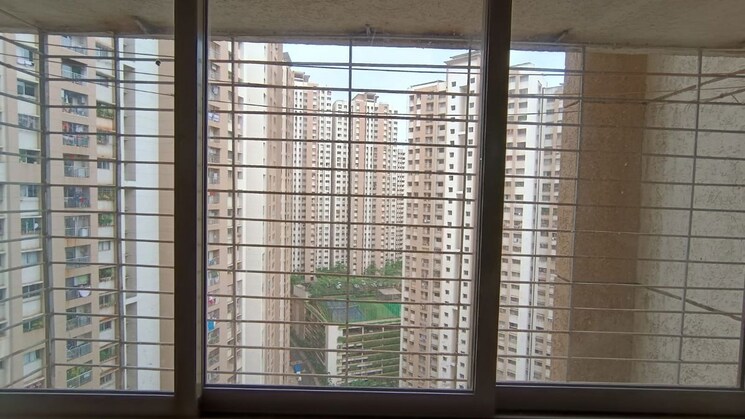 Room, lodha-splendora 2.5 Bedroom 871 Sq.Ft. Apartment In Ghodbunder Road Thane 9864363