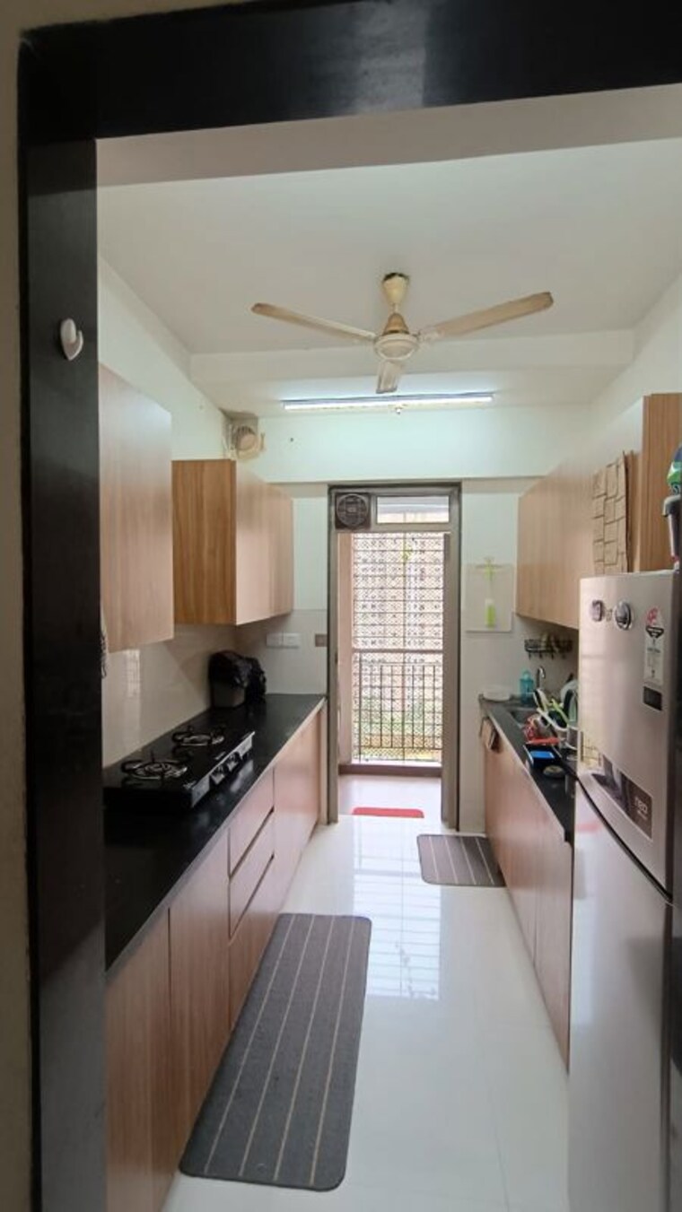 Kitchen, lodha-splendora 2.5 Bedroom 871 Sq.Ft. Apartment In Ghodbunder Road Thane 9864363