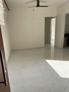 1.5 BHK + Pooja Room Apartment For Rent in Runwal Gardens