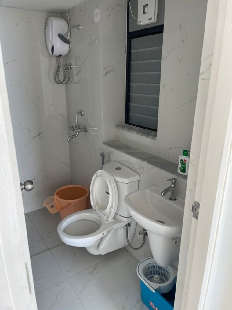 Bathroom, runwal-gardens 1.5 Bedroom 583 Sq.Ft. Apartment In Dombivli East Thane 9864393