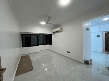 Room in 1 BHK Apartment at Andheri West – for Rent