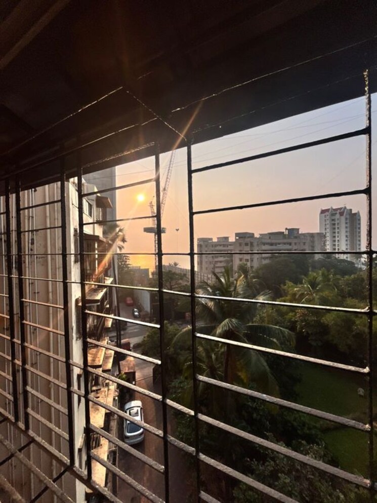 Balcony, andheri west 1 Bedroom 600 Sq.Ft. Apartment In Andheri West Mumbai 9864408