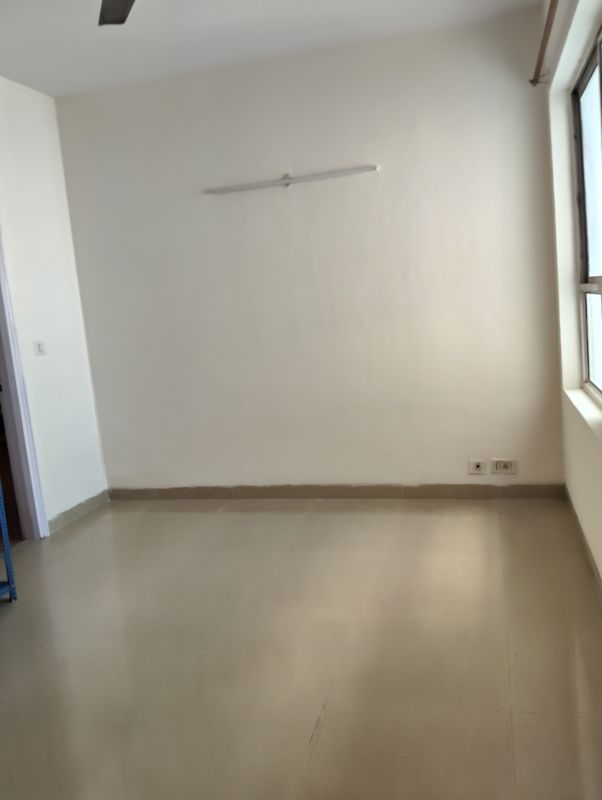 2 BHK Apartment For Rent in Eros Wembley Estate
