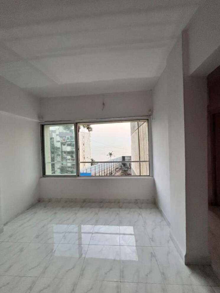 Room, andheri west 2 Bedroom 700 Sq.Ft. Apartment In Andheri West Mumbai 9864429