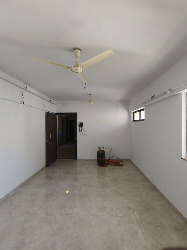 1.5 BHK + Pooja Room,Extra Room Apartment For Rent in Lodha Lakeshore Greens
