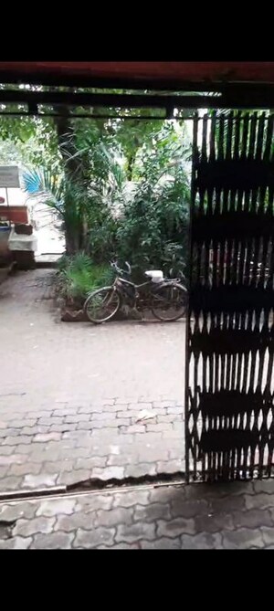  Shop – Exterior View View at Minoo Minar, Andheri West - for Rent