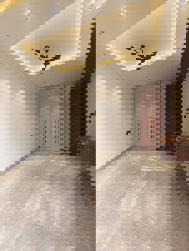 4 BHK + Extra Room 2010 Sq.Ft. Apartment in Tulip Violet