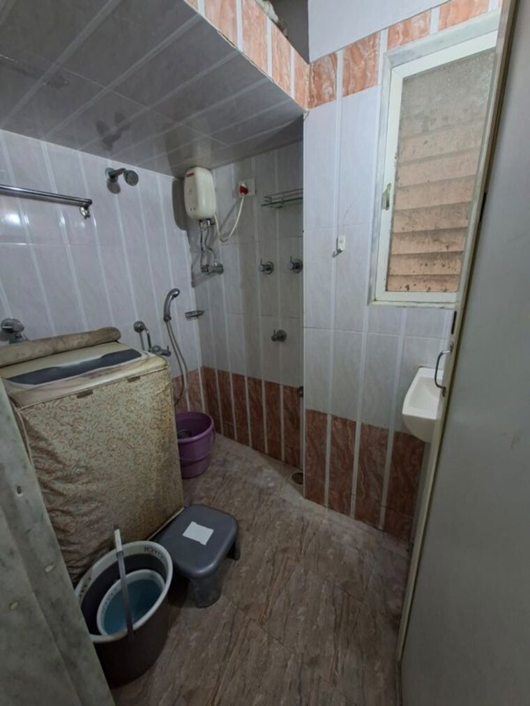 Bathroom, tulshidham-complex 1 Bedroom 530 Sq.Ft. Apartment In Thane West Thane 9864492