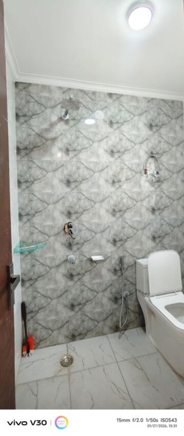 Bathroom in 1 BHK Builder Floor at Saket – for Rent