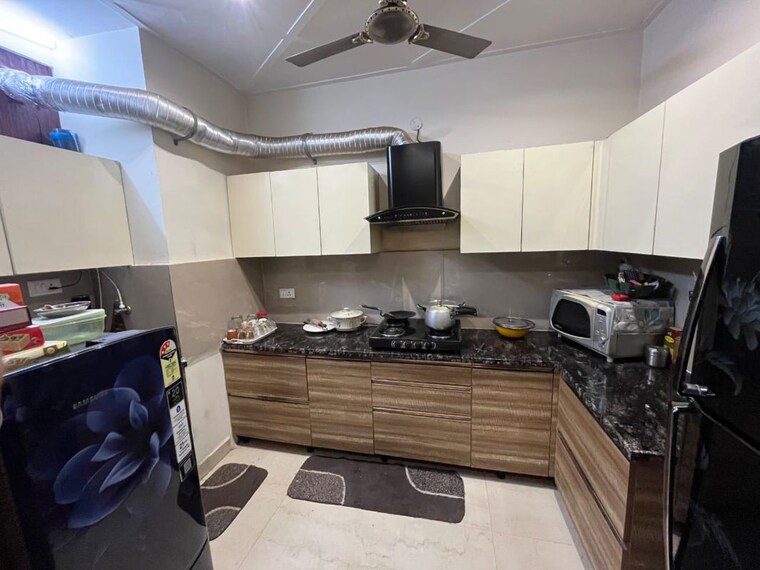 Team Area, dhakoli 3 Bedroom 125 Sq.Ft. Builder Floor In Dhakoli Zirakpur 9864501