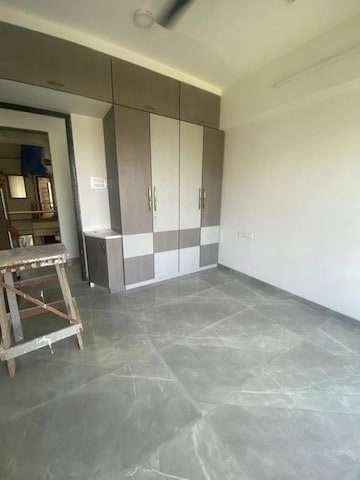 Room in 3 BHK Apartment at Chembur – for Rent
