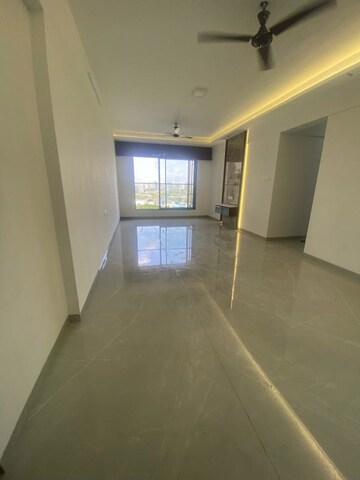 Room in 3 BHK Apartment at Chembur – for Rent