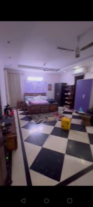 Living Room in 4 BHK Villa at Sector 48 – for Rent