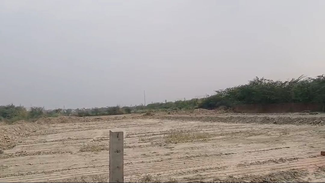 Plot For Sale in Jewar