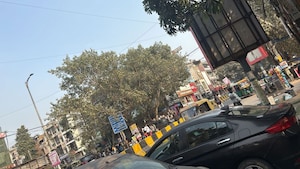  Shop For Rent in Laxmi Nagar