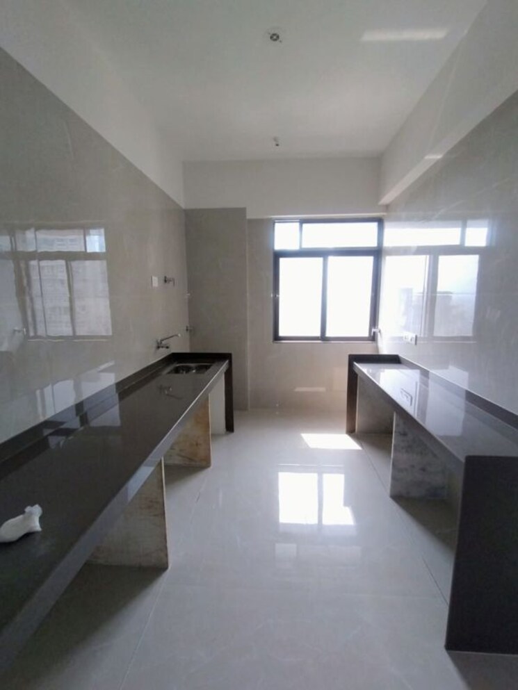 Kitchen, om-gomati-bhuvan 2 Bedroom 940 Sq.Ft. Apartment In Chembur Mumbai 9864537