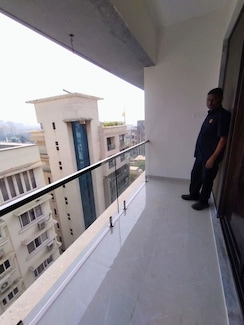 2 BHK Apartment For Rent in Om Gomati Bhuvan