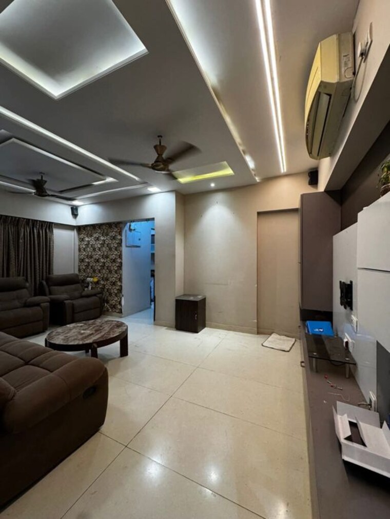Master Bedroom, lodha-splendora 3 Bedroom 953 Sq.Ft. Apartment In Ghodbunder Road Thane 9864541