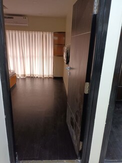 3 BHK Apartment For Rent in Sindhi Society