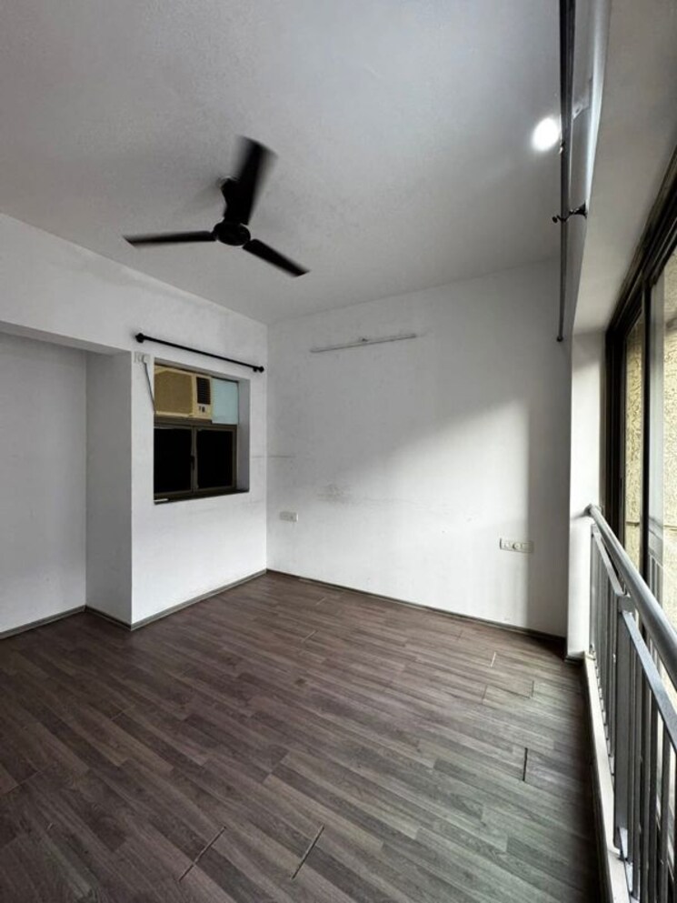 Room, lodha-splendora 3 Bedroom 953 Sq.Ft. Apartment In Ghodbunder Road Thane 9864553