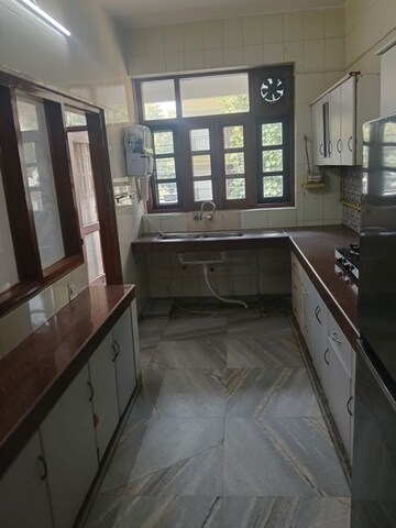 Kitchen in 3 BHK Builder Floor at Ansal Plaza Sector-23, Sector 23 – for Rent